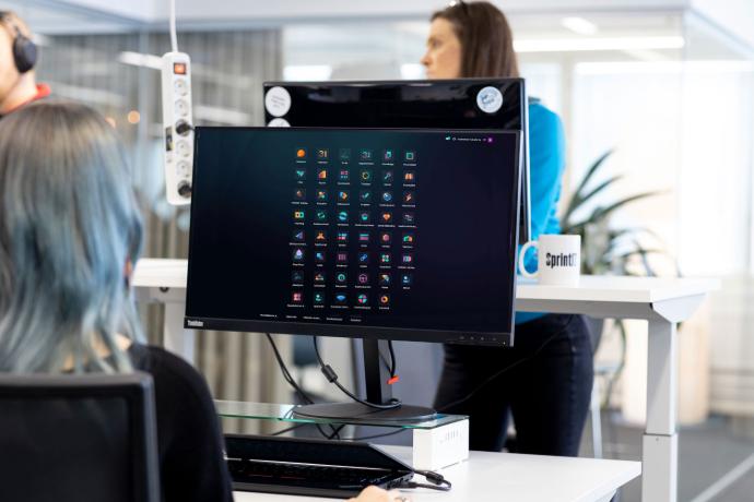 Odoo 16 darkmode näytöllä